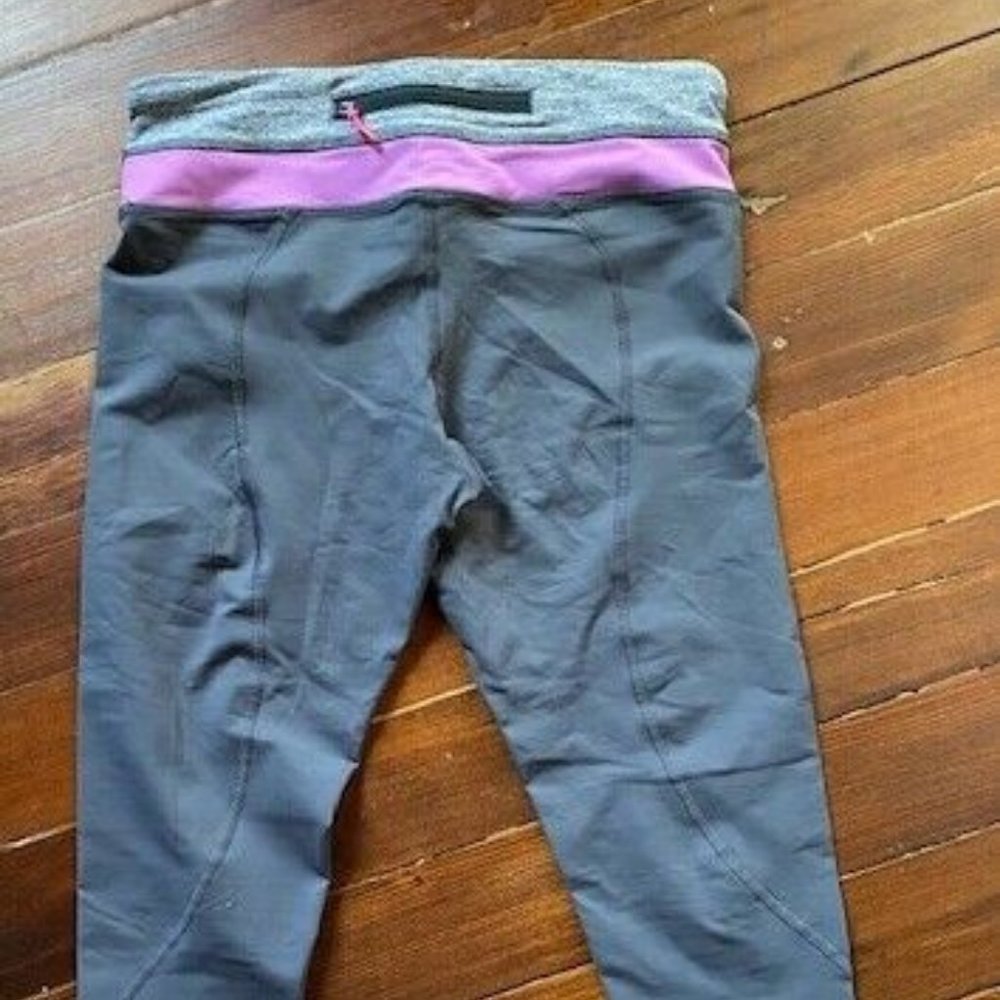 Lululemon cropped yoga tights sz 6